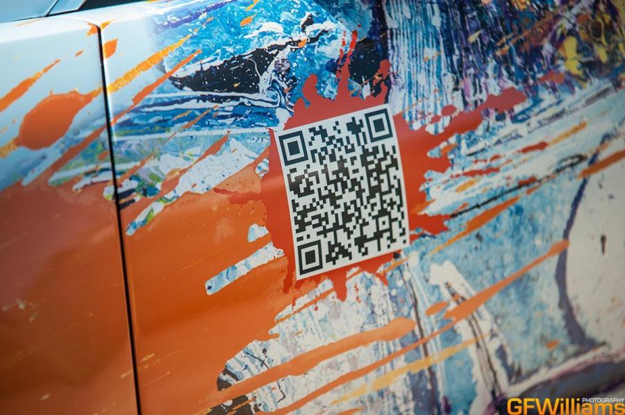  Bugatti Veyron 16.4 Art Car 2012 года  (фото 11 из 14)